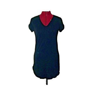 Liberty Love Women’s T-Shirt Dress XS Black V-Neck Rolled Cuff Curved Hem
